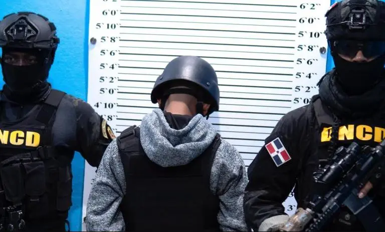 República Dominicana deporta a panameño buscado por narcotráfico y homicidio