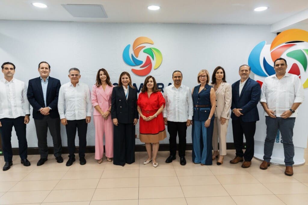 Impulso económico: Carolina Mejía resalta la unión entre gobierno y empresarios