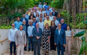 Popular recibe líderes de opinión región norte