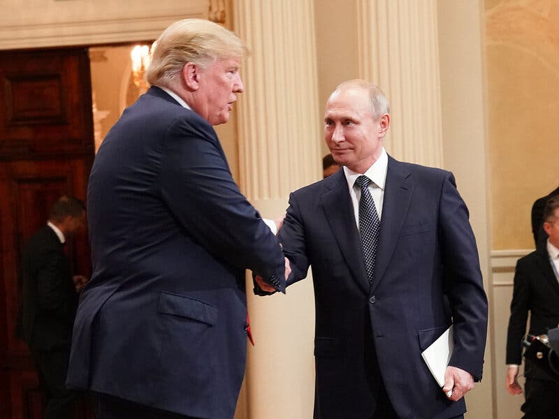 Vladímir Putin, sostuvo este sábado una reunión en el Kremlin con la cúpula de la Administración Presidencial,