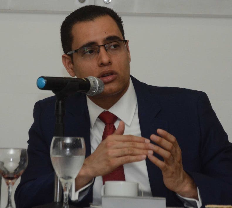 Bajo crecimiento en República Dominicana es por factores internos