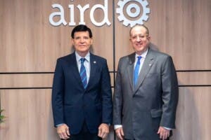 Los industriales plantean retos tiene ese sector