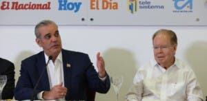 Abinader en el Almuerzo Corripio