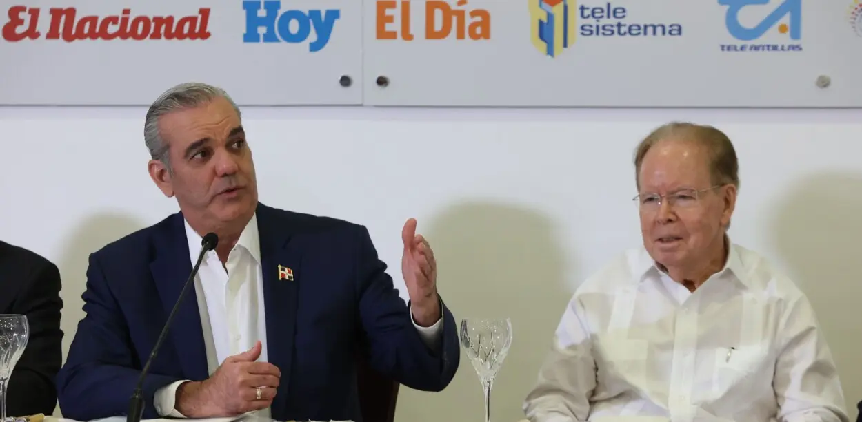 Abinader en el Almuerzo Corripio