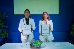 Supérate y Help4You garantizan educación a 50 niños afectados por tragedia en Jet Set