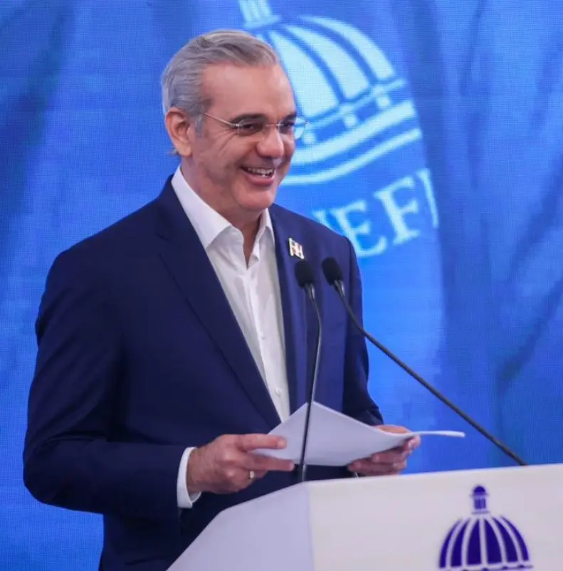Abinader valora positivamente la labor del INEFI