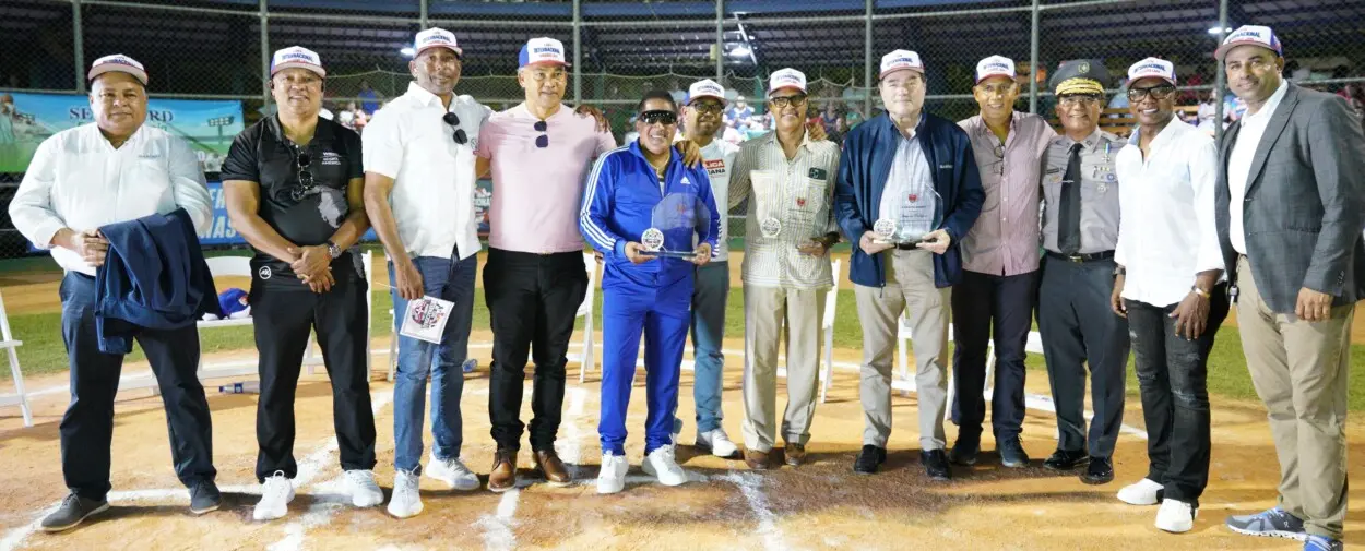 Emociones a granel en el inicio Copa Pequeñas Ligas