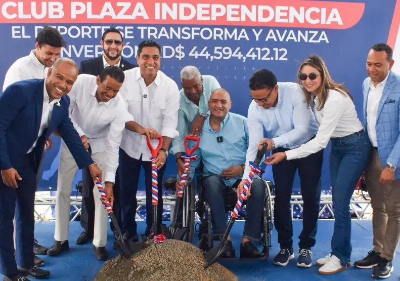 Kelvin Cruz inicia techado Independencia