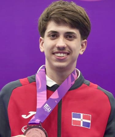 Ramón Vila feliz por el bronce para República Dominicana
