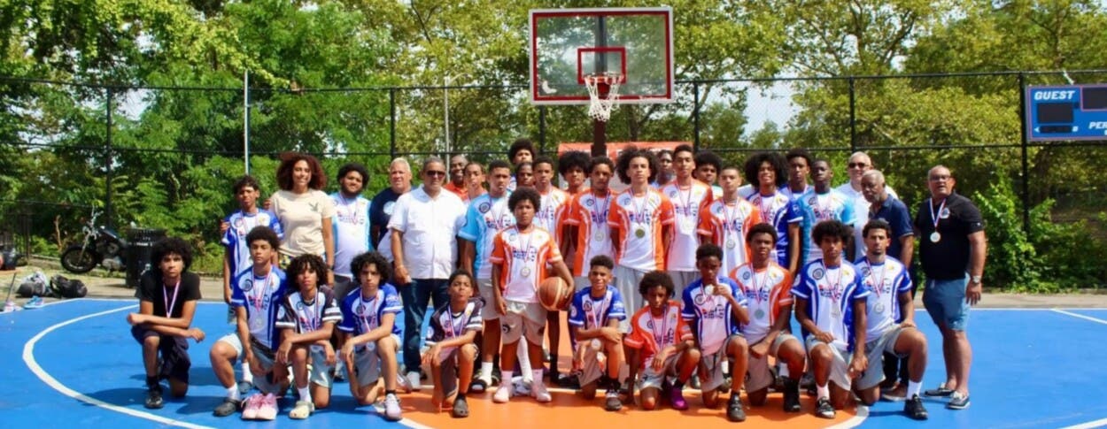 Lawrence se baña de oro en Juegos Nueva York