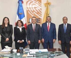 Licitarán nueva cédula: JCE presenta propuesta millonaria