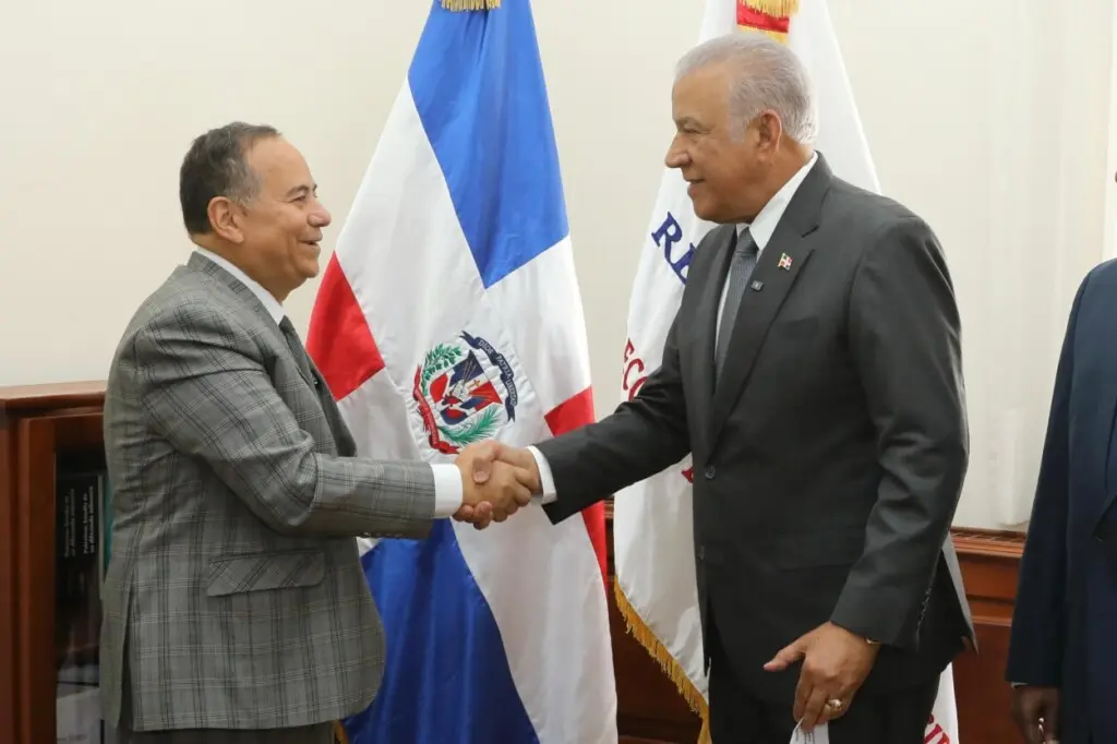 Alberto Caminero asume dirección de prensa del Presidente Abinader