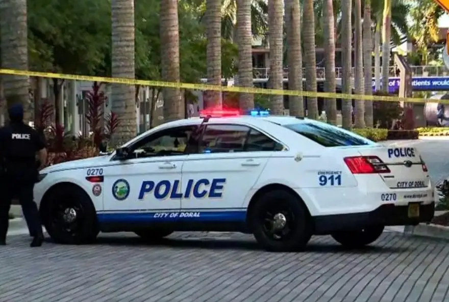 Niño de 14 años mata a sus padres y llama a la policía en Florida