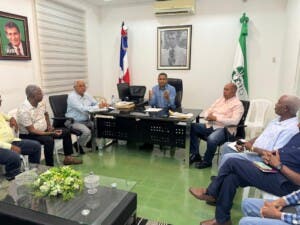 Trajano Santana exige acciones al Gobierno para frenar alto costo de vida