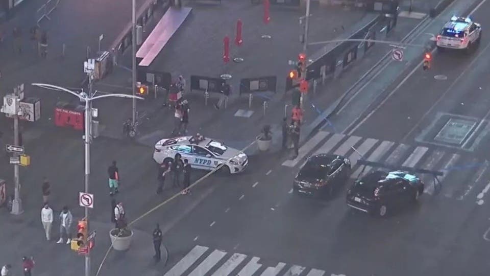 Tiroteo en Times Square deja tres heridos y un adolescente detenido