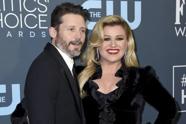 Muere Brandon Blackstock, exesposo de Kelly Clarkson, tras batalla contra el cáncer
