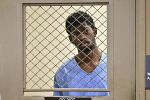 Lil Nas X enfrenta cargos penales tras ser arrestado en ropa interior en Los Ángeles