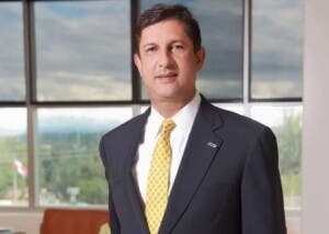 Pabellón Fama eligea Manuel Estrella presidente de honor
