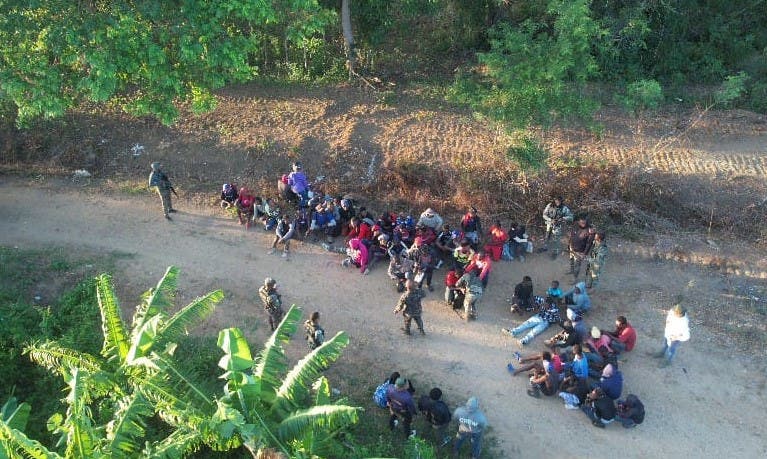 Ejército dominicano detuvo a 53 haitianos en operativos con drones realizado en Montecristi