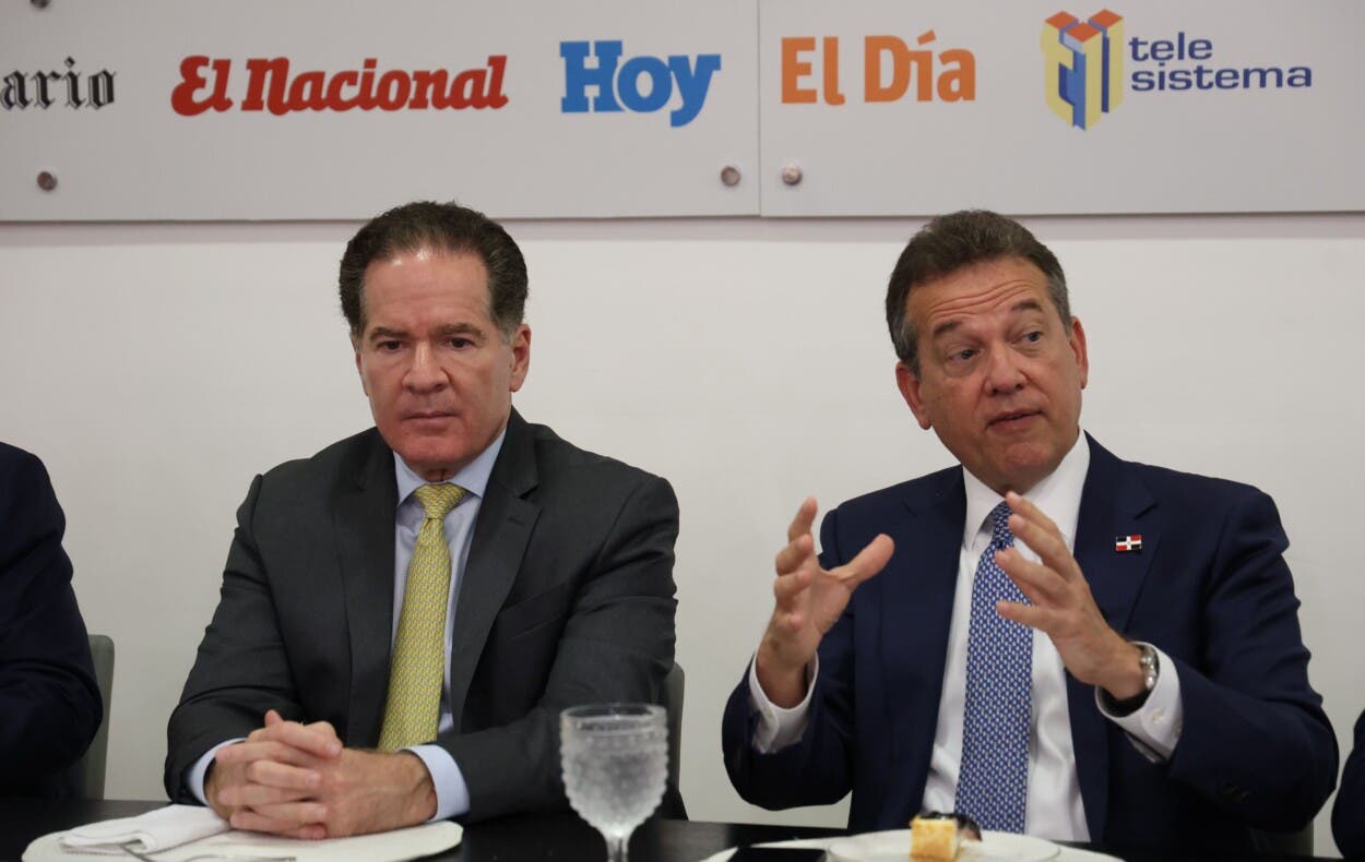 Víctor Bisonó: Inteligencia Artificial ha reducido empleos en call centers de zonas francas