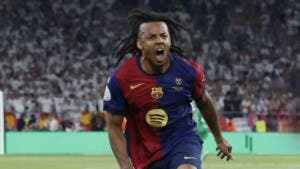El Barça renueva al defensa francés Jules Koundé hasta 2030