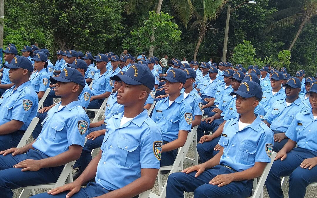 Policía Auxiliar convoca a jóvenes