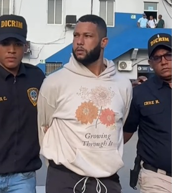 Se entrega a la Policía uno de los acusados de abusar sexualmente de joven en Villa González