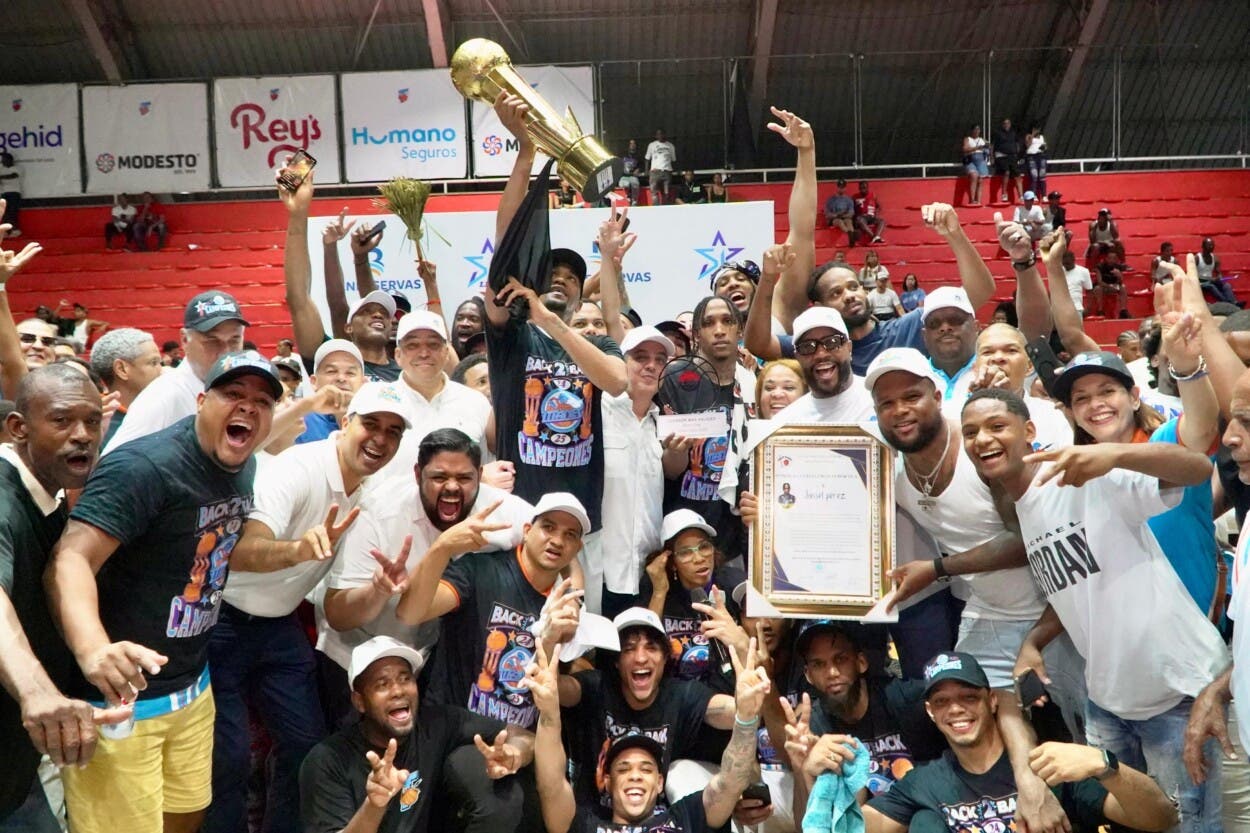 Titanes del Sur se coronan campeones de la Súper Liga LNB 2025