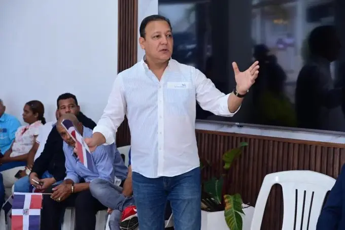 Abel Martínez critica el regreso de apagones: ‘No más disculpas, necesitamos soluciones’