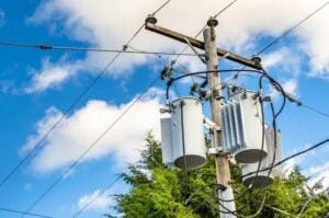 Instituto de Energía de la UASD atribuye déficit eléctrico a retrasos entrada de nuevas plantas