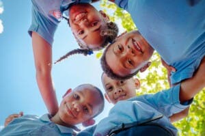 Arranca el año escolar 2025-2026 con actos simultáneos en todo el país