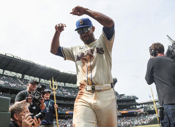 Julio Rodríguez: primer jugador con 20 HR y 20 robos en cuatro temporadas seguidas
