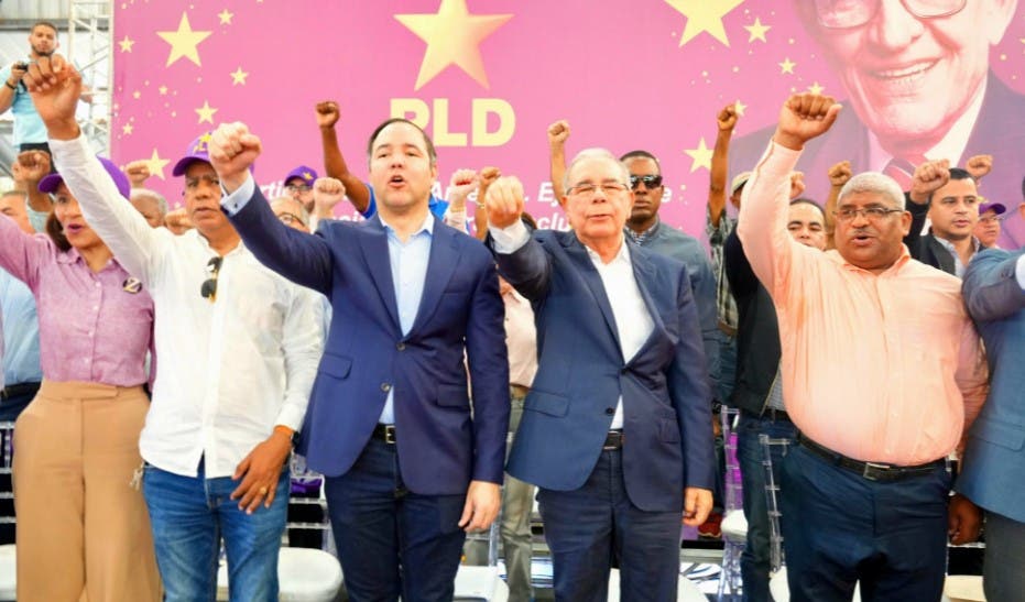 Danilo Medina: “El país vive pobreza, pérdida de esperanza y falta de rumbo”