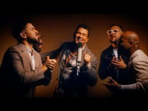 Carlos Vives y el Grupo Niche transforman ‘La tierra del olvido’ en salsa
