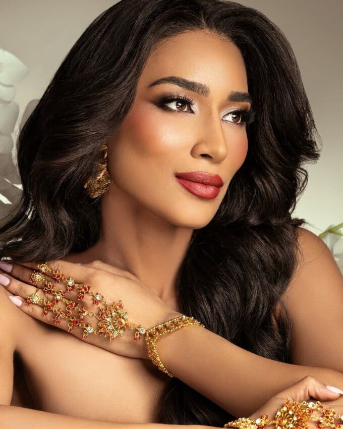 Barahona brilla: Jennifer Ventura es Miss Universo RD 2025