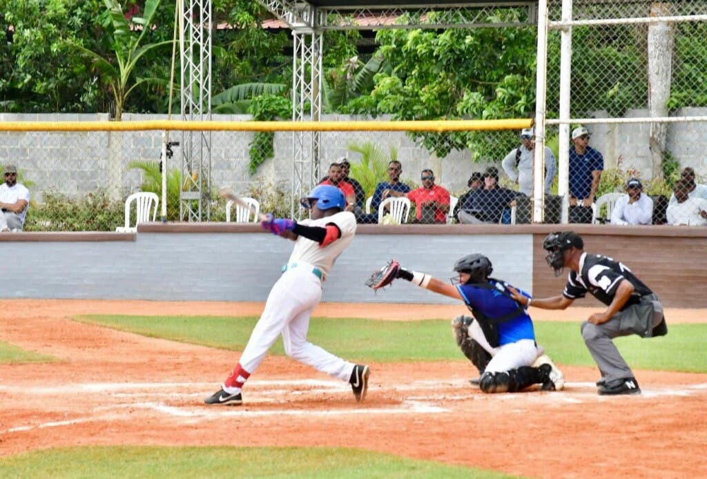 República Dominicana derrota 11-5 a Aruba en el clasificatorio al Mundial U15 de béisbol