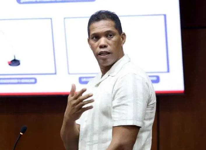 Extraditan a un convicto dominicano: 114 años de prisión esperan en Puerto Rico!
