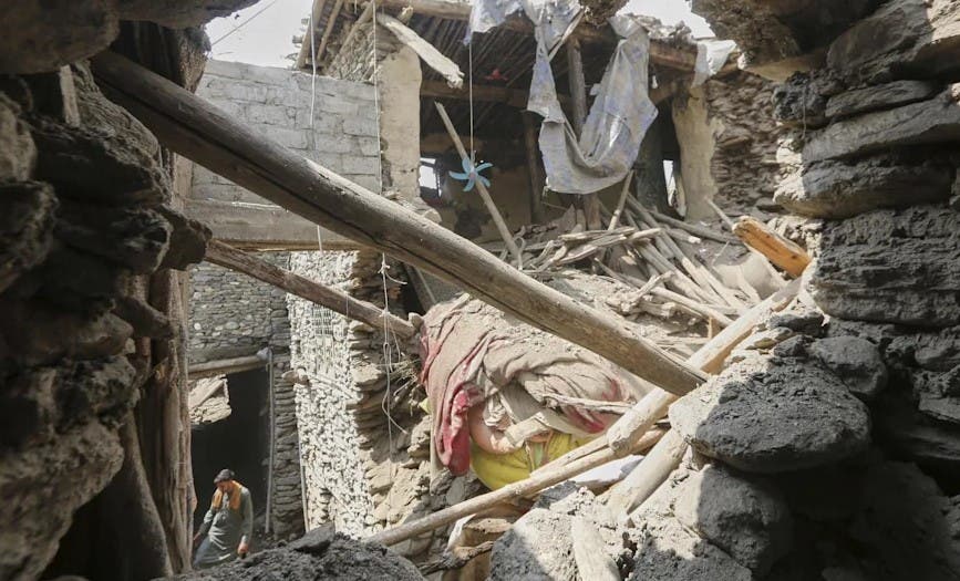 Afganistán vive otra tragedia: nuevo terremoto de 5,2 en la región