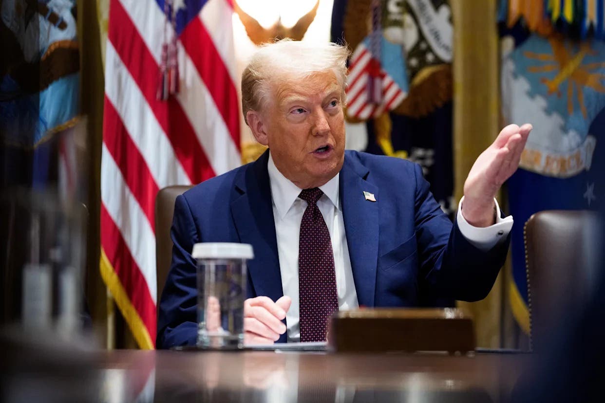 Donald Trump pide a Hamás entregar rehenes y confiar en él para negociar paz