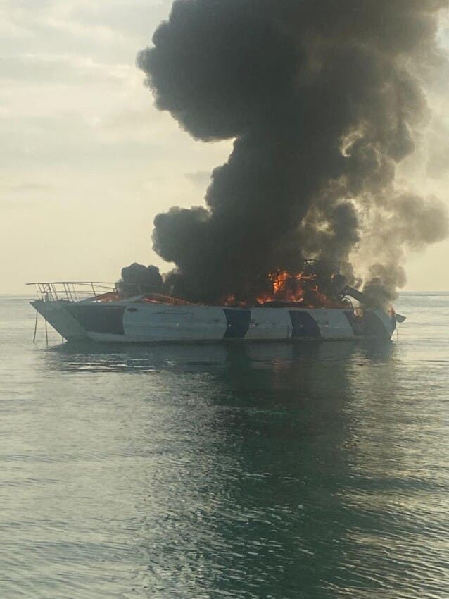 Incendio en la embarcación Marcela-Teresa: Armada dominicana asiste incendio