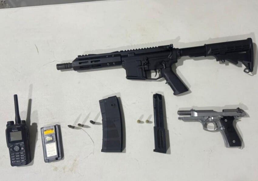 Policía apresa un militar en Gualey con fusil creen que iba a vender