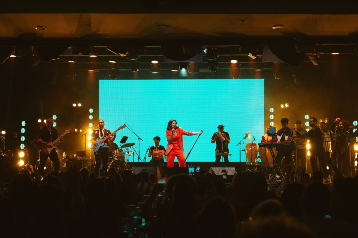 Techy presenta un show único de música y humor