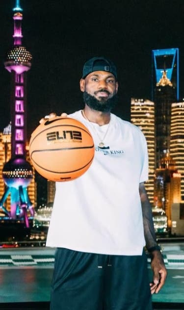 LeBron James usa diplomacia del baloncesto