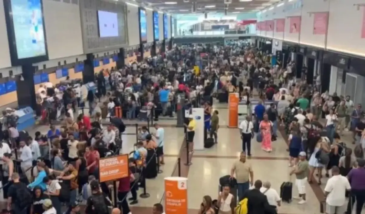 Investigan misterioso apagón de 9 horas en el AILA que afectó 33 vuelos y miles de pasajeros