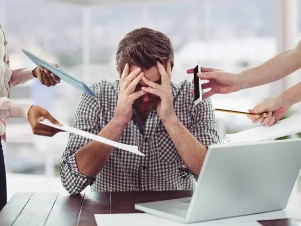 Estrés laboral: Un impacto silencioso en la productividad