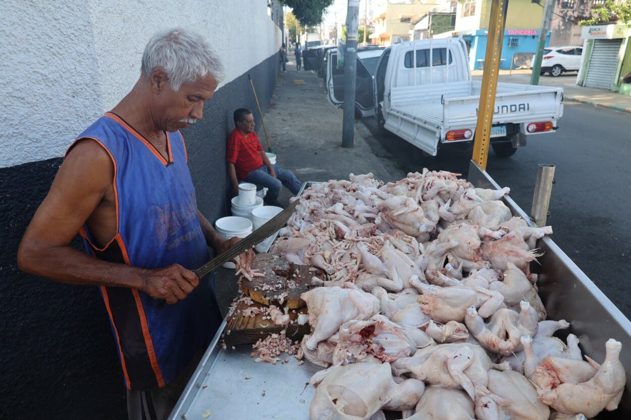Pollo fresco: ¿por qué varían tanto los precios en  barrios? Hoy se vende hasta a $110.00 la libra
