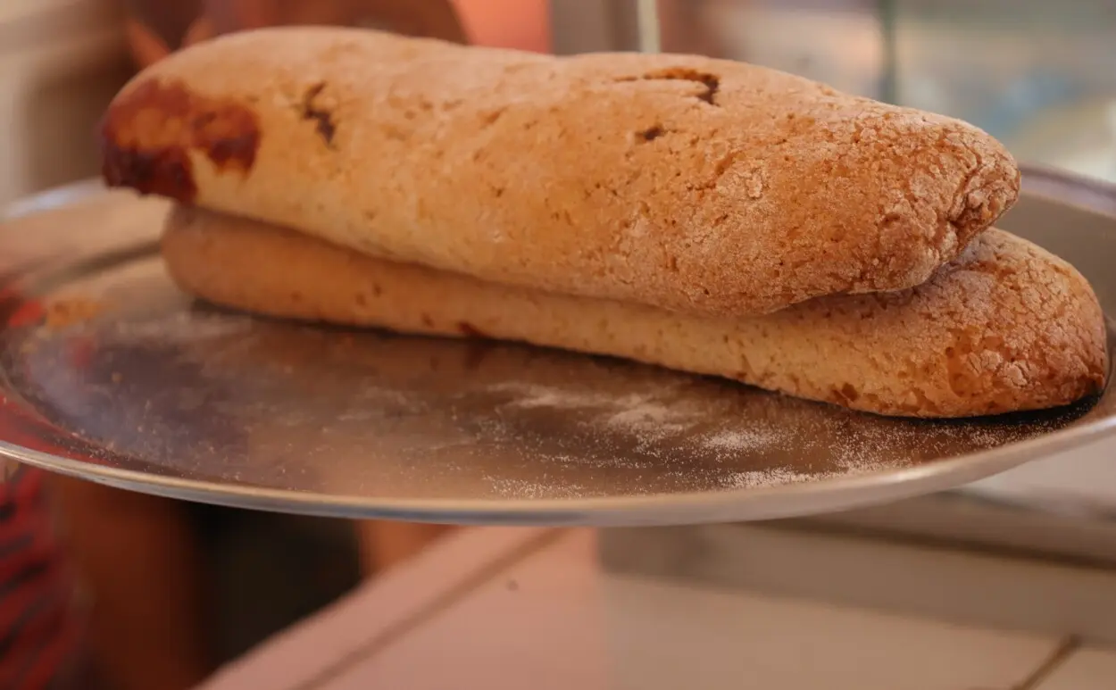 El icónico pan con coco de Samaná
