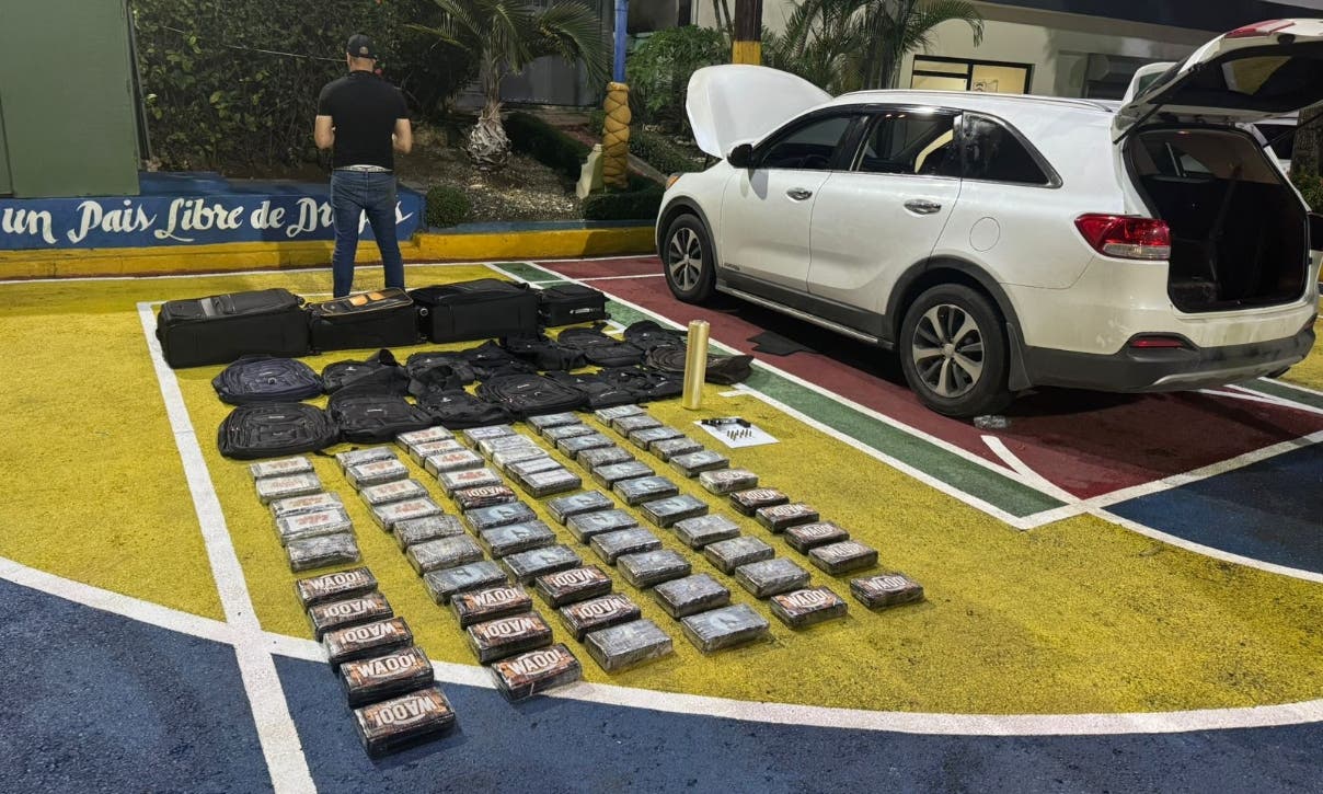 Capturan a narcotraficantes con 93 paquetes de cocaína en operativos