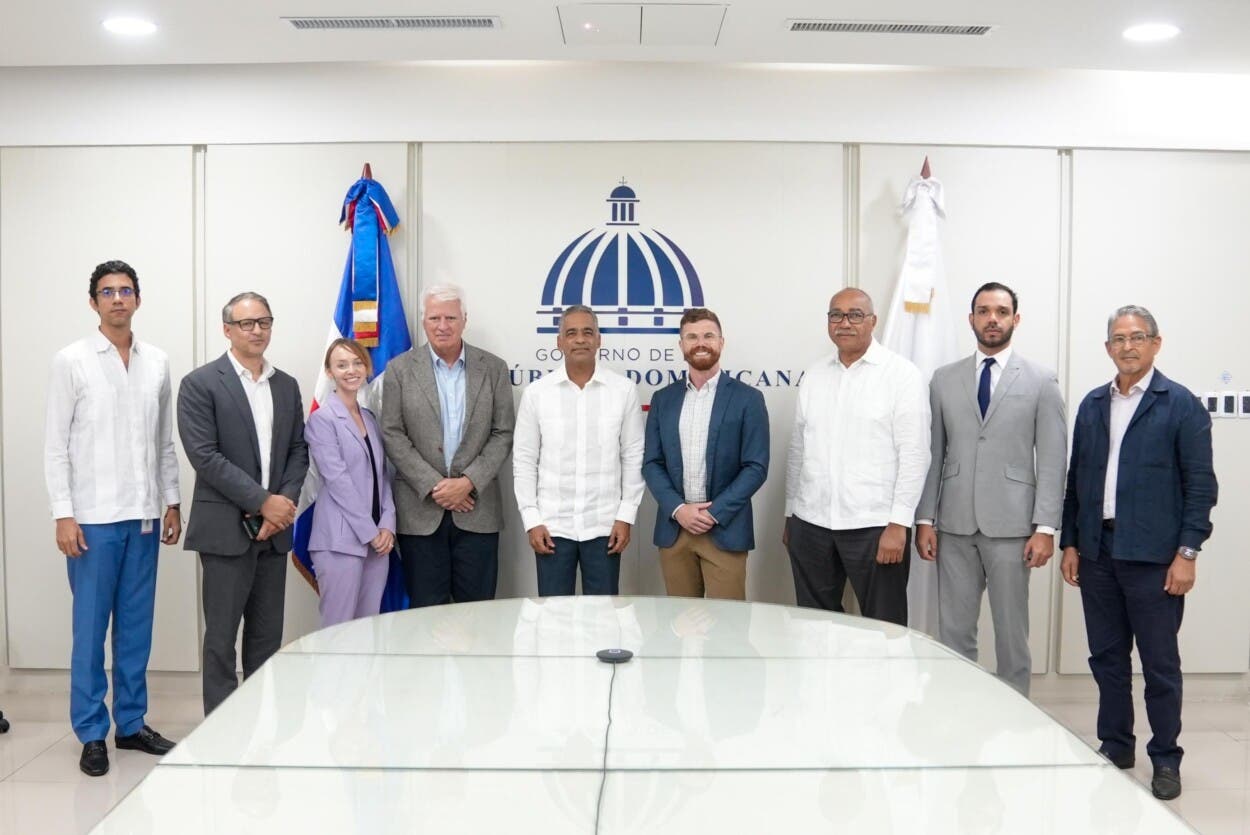 EE.UU. destaca avances de República Dominicana en exploración de tierras raras, ¿qué sigue?