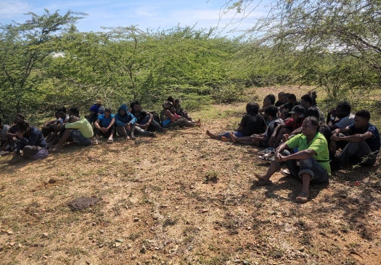 Ejército arresta a 43 haitianos indocumentados en el noroeste